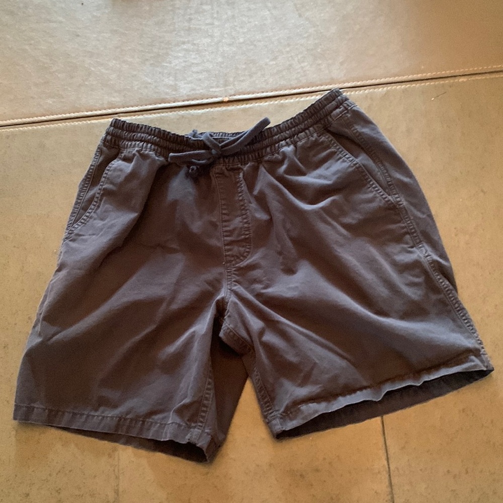 Vans 100% cotton shorts. Large.